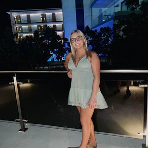 Meet your Posher, Abbie